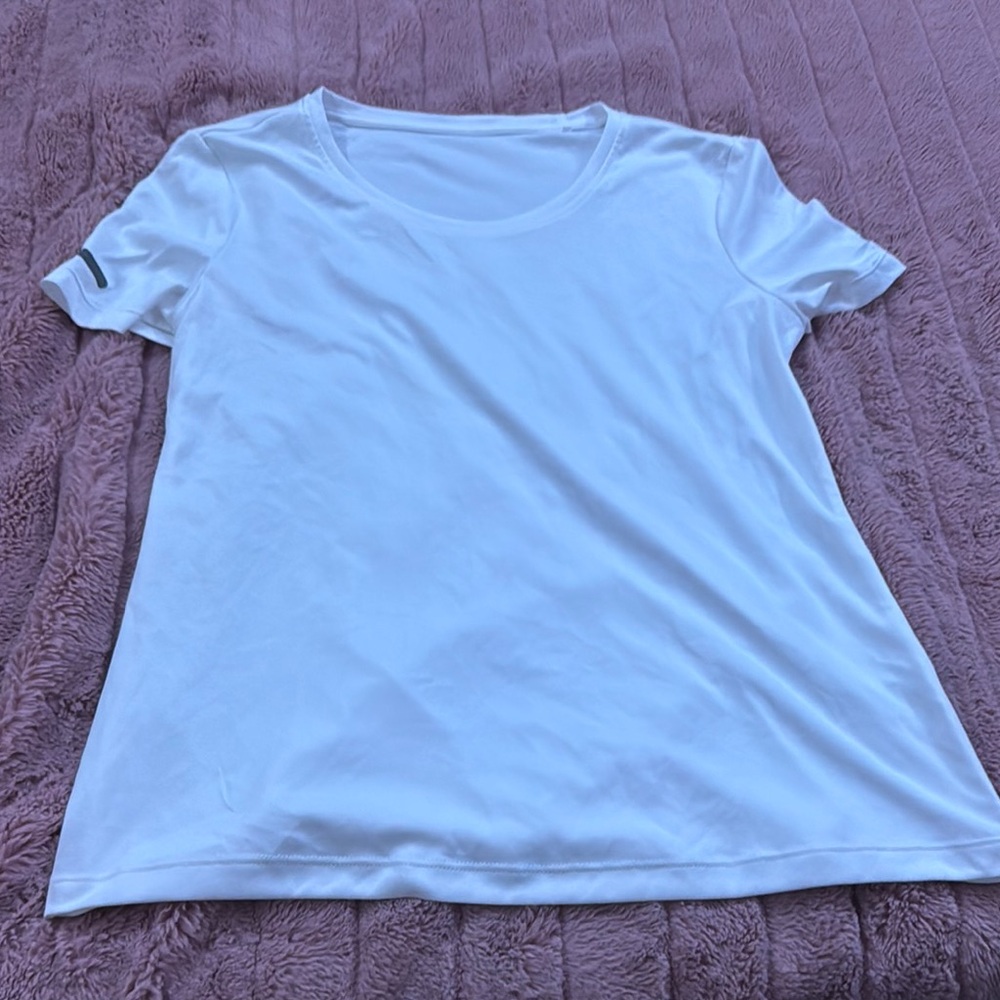 White Fitted Short Sleeve Tee